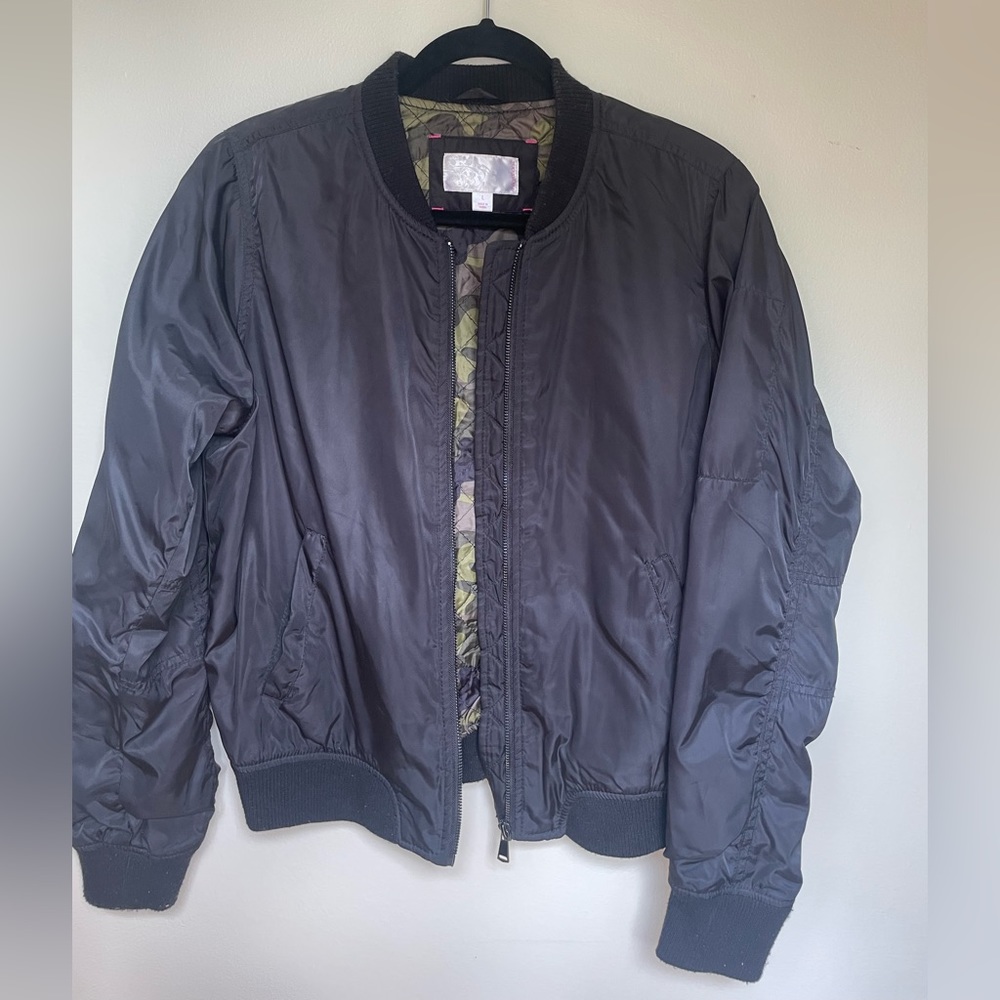 Xhilaration bomber jacket with camo lining and rouched arm detail
